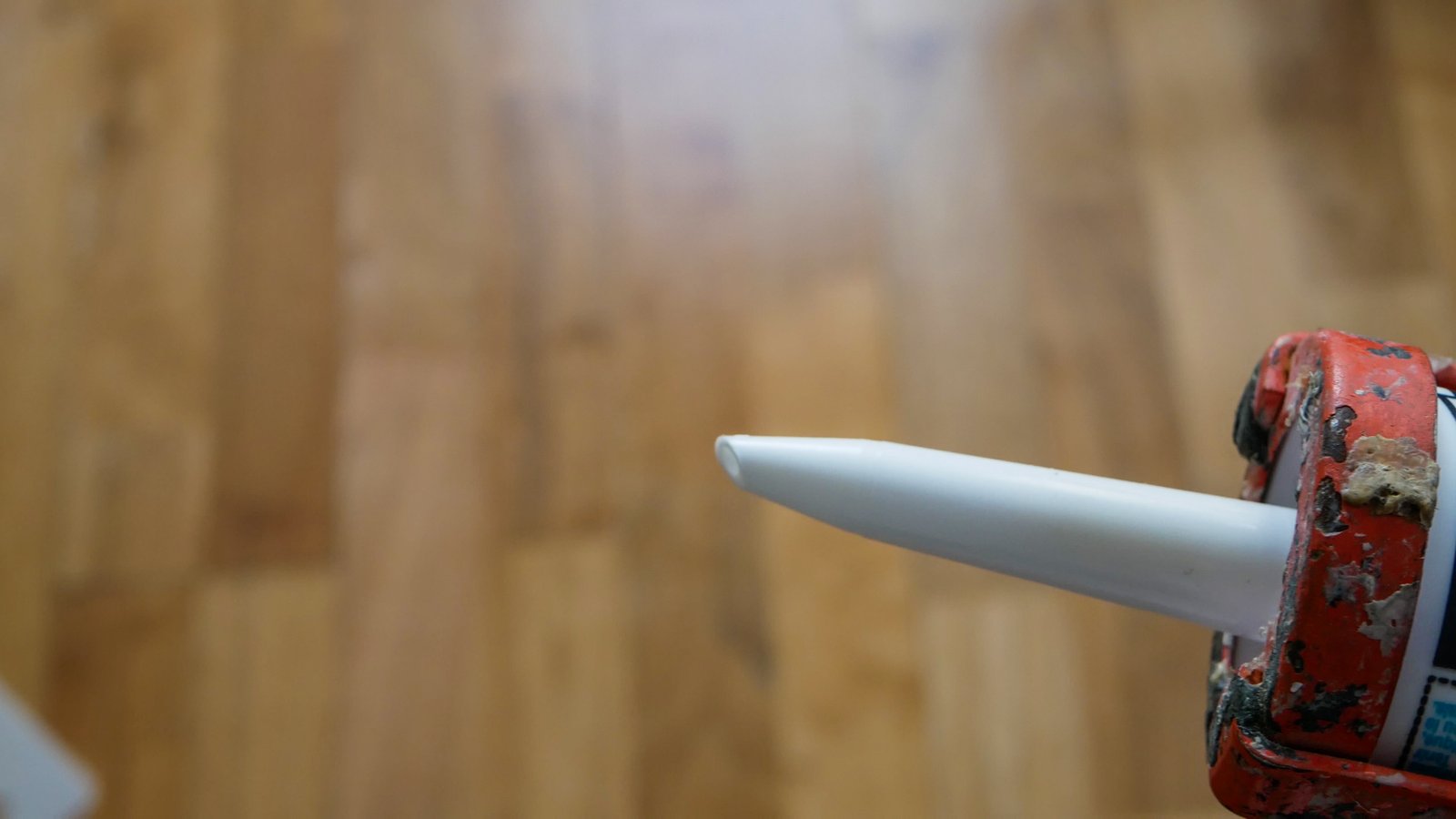 Caulking Guide (4 of 19)