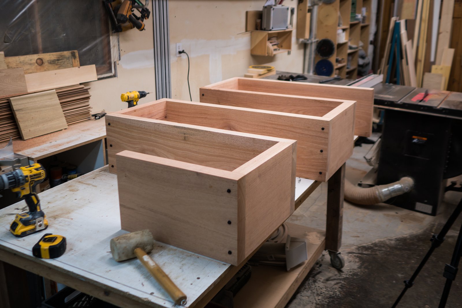 Mahogany Bookcase (19 of 43)